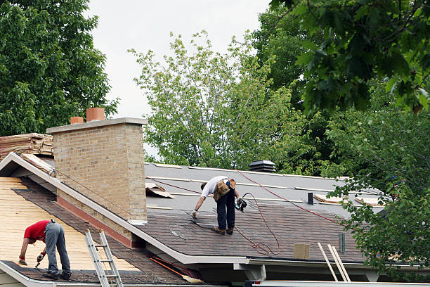 Best Commercial Roofing Services  in Tichigan, WI