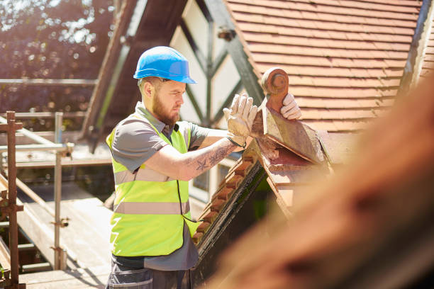 Best Tile Roofing Contractor  in Tichigan, WI